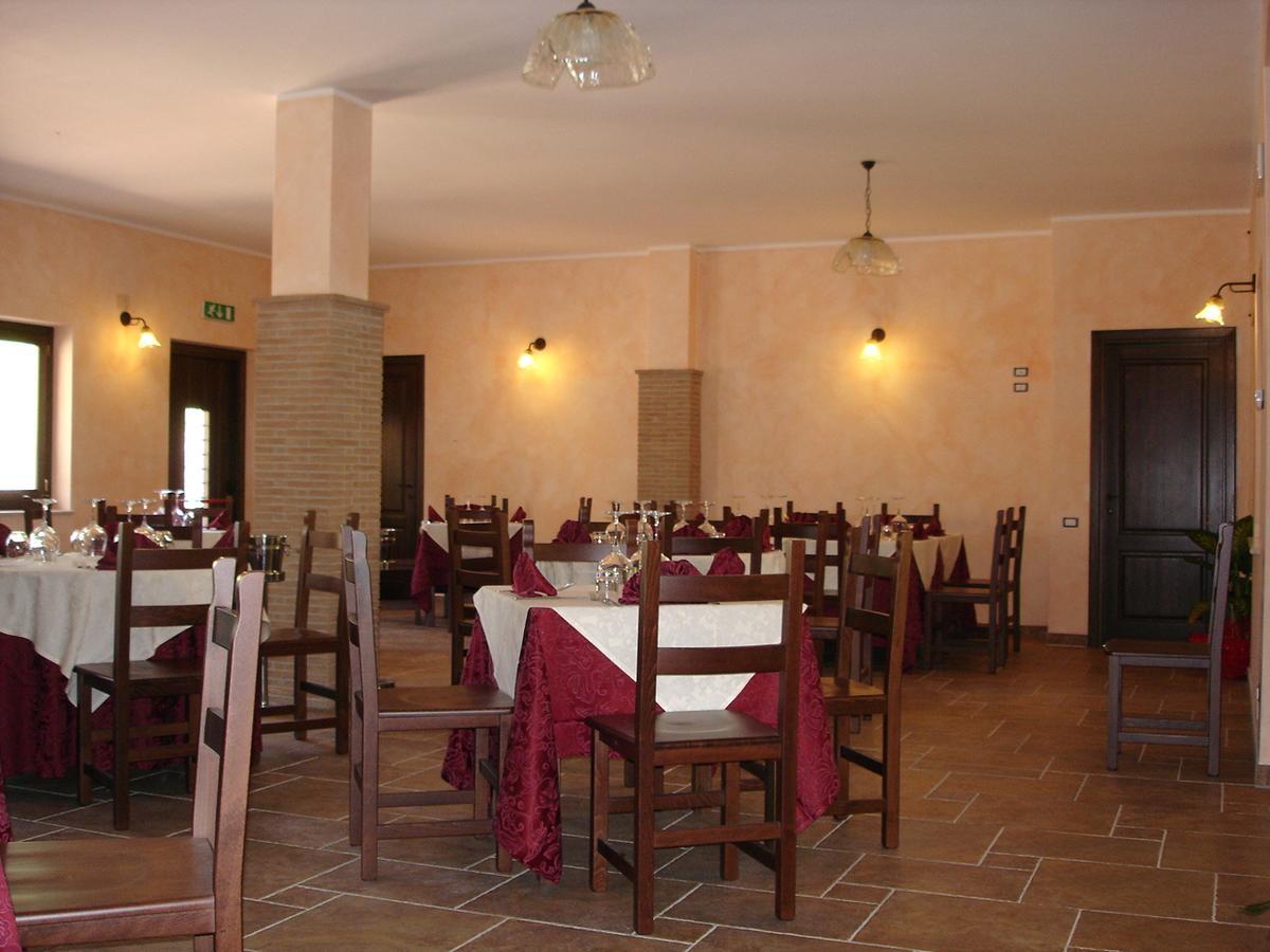 Agriturismo Casale Sera Fontana Liri Exteriör bild