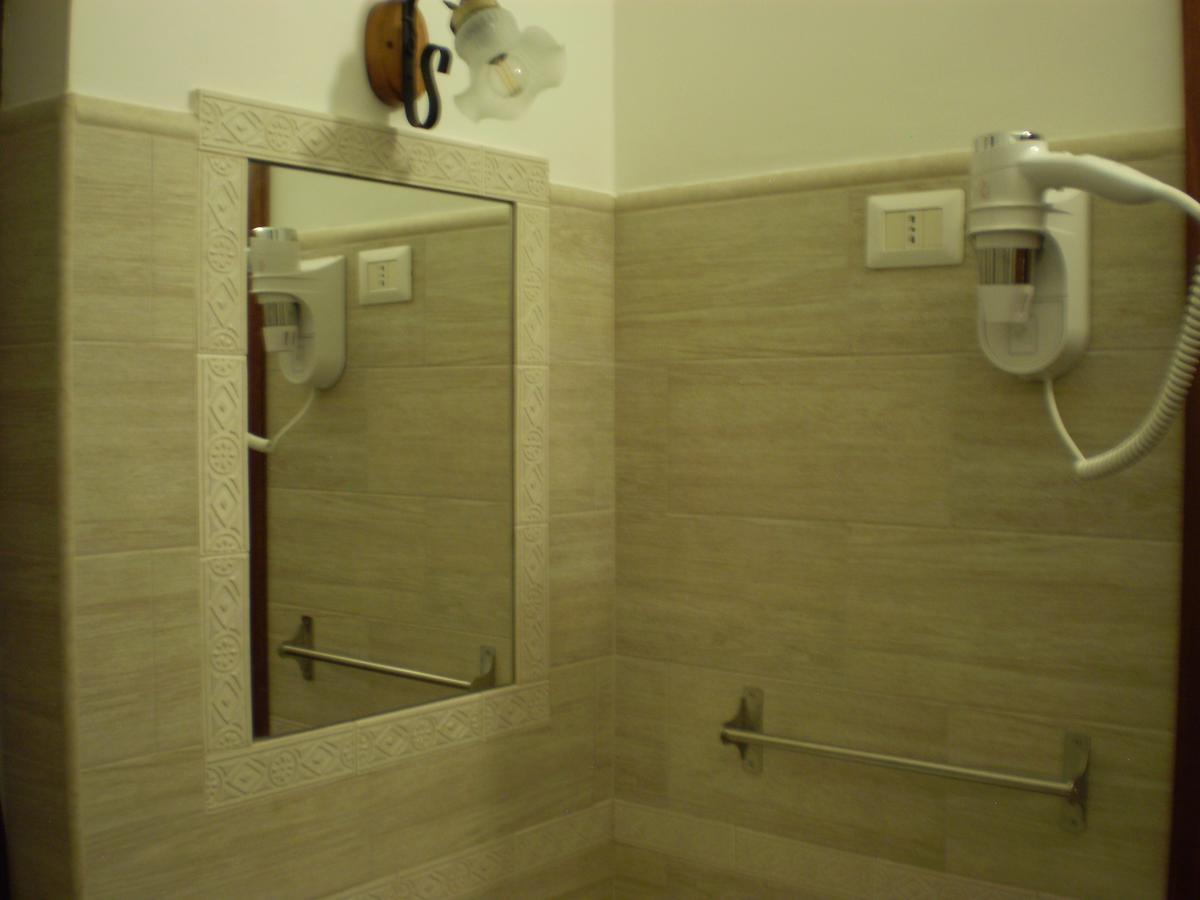 Agriturismo Casale Sera Fontana Liri Exteriör bild